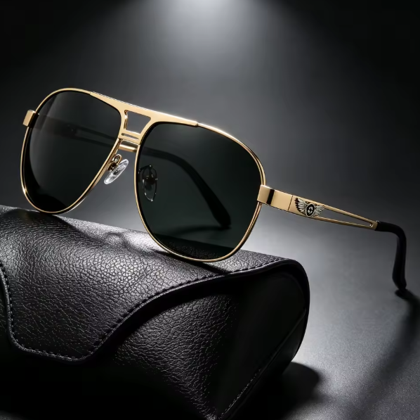 Metal Frame UV400 Polarized Sunglasses - Image 3